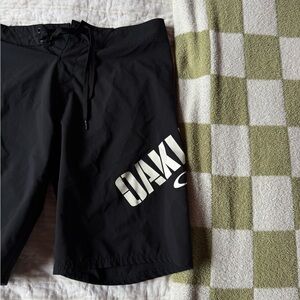 Oakley Men's Black Board Shorts
